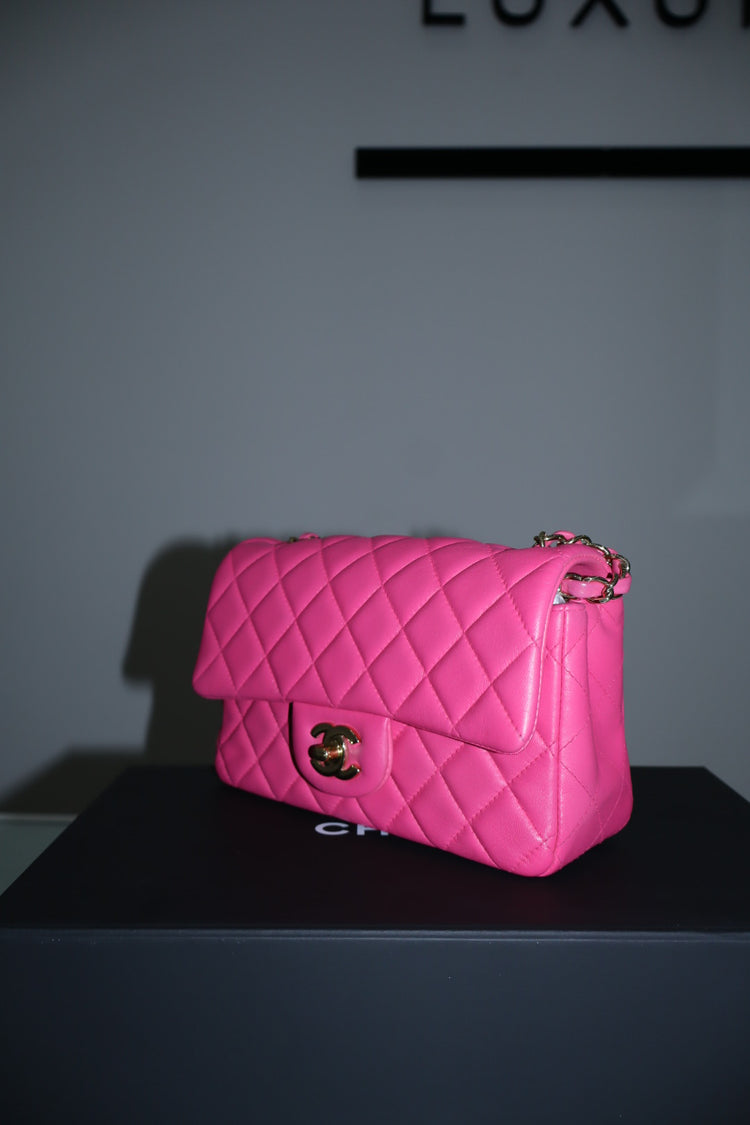CHANEL 11.12 TIMELESS 20