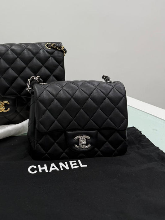 Chanel mini timeless