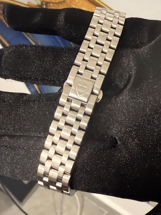 Tudor Chronautic