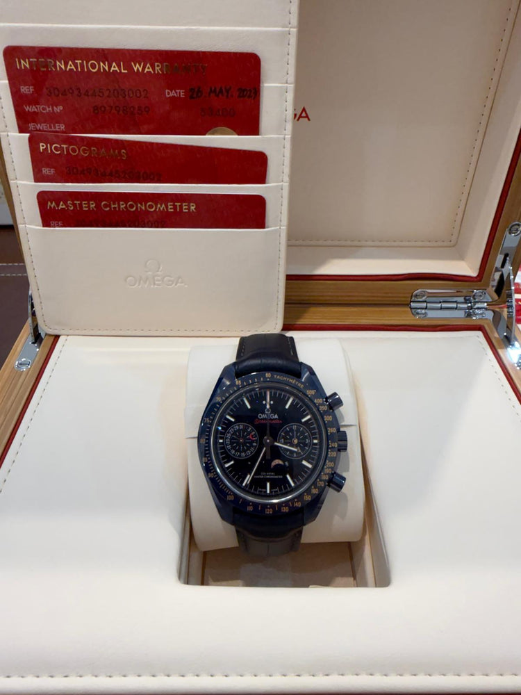 Omega Speedmaster Moonphase Blue Side of the Moon