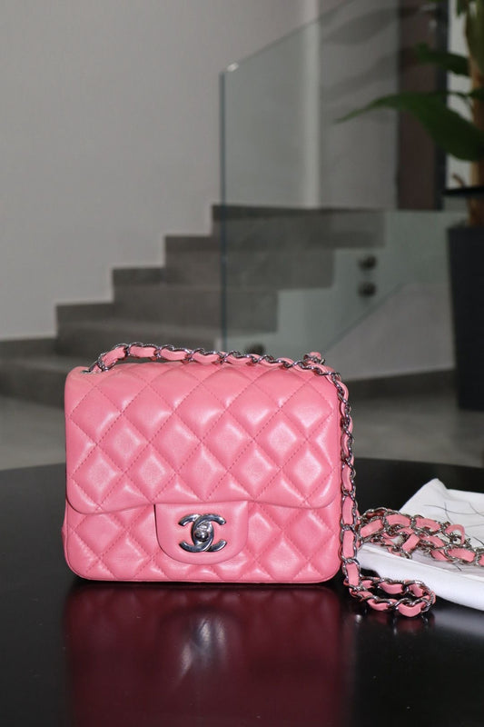 CHANEL MINI FLAP BAG