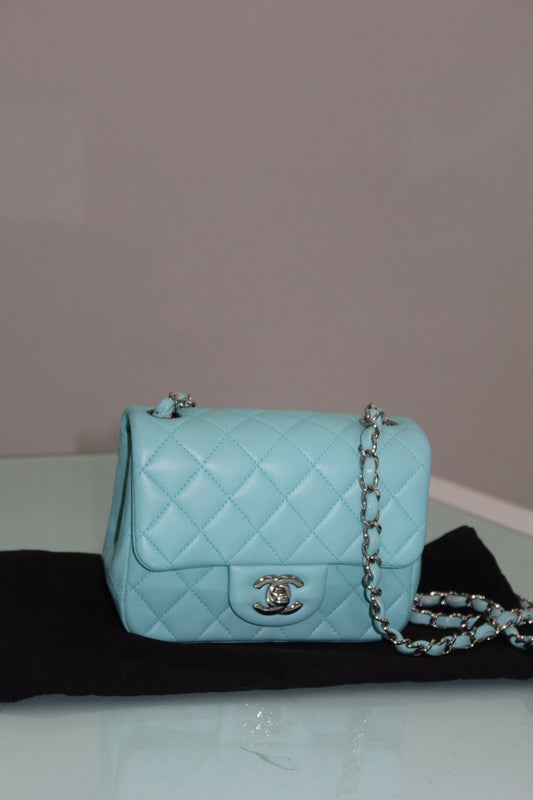 CHANEL MINI 17