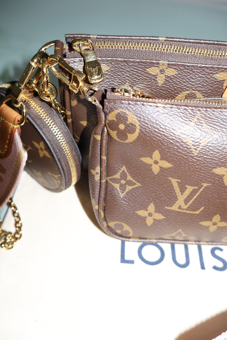 LOUIS VUITTON MULTI POCHETTE ACCESSORIES
