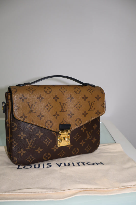 LOUIS VUITTON POCHETTE MÉTIS REVERSE