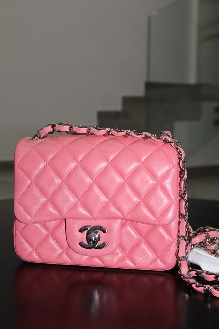 CHANEL MINI FLAP BAG