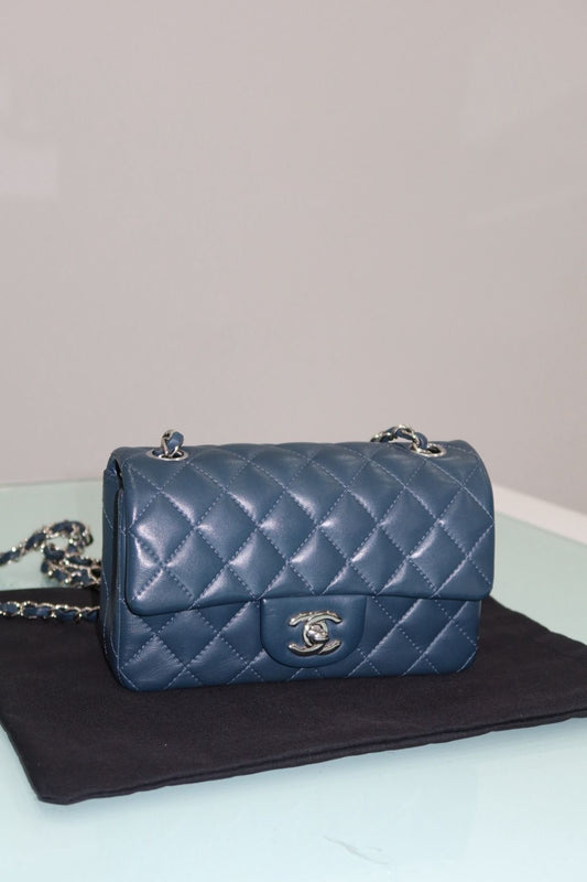 CHANEL MINI 20