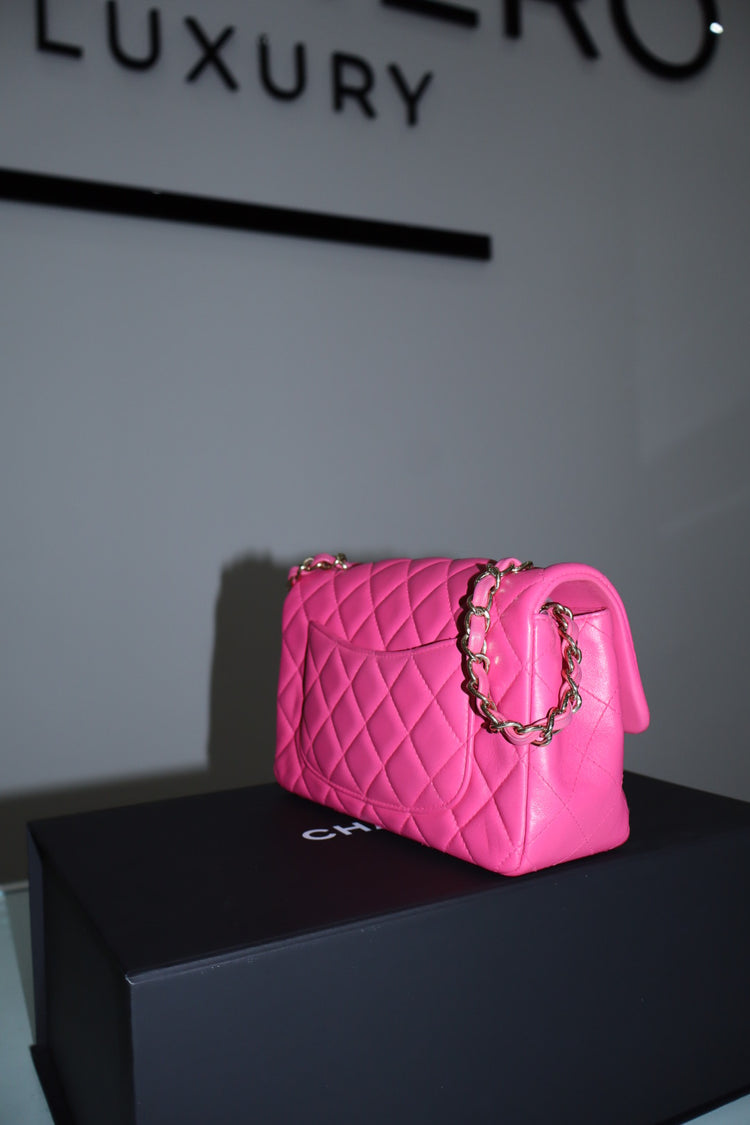 CHANEL 11.12 TIMELESS 20