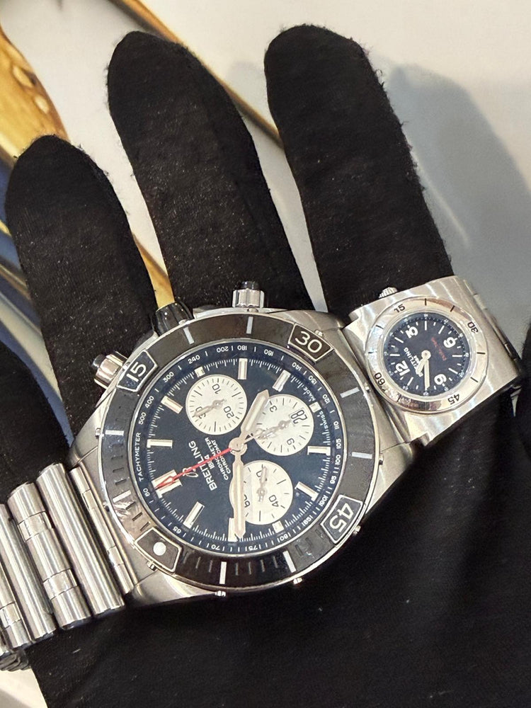 Breitling Chronomat B01